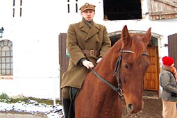 Szwoleżer Lou Bega na Sarmacie - zwróćcie uwagę na zgranie kolorów!